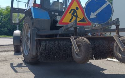 Услуги дорожной щетки на базе МТЗ - Южно-Сахалинск, заказать или взять в аренду