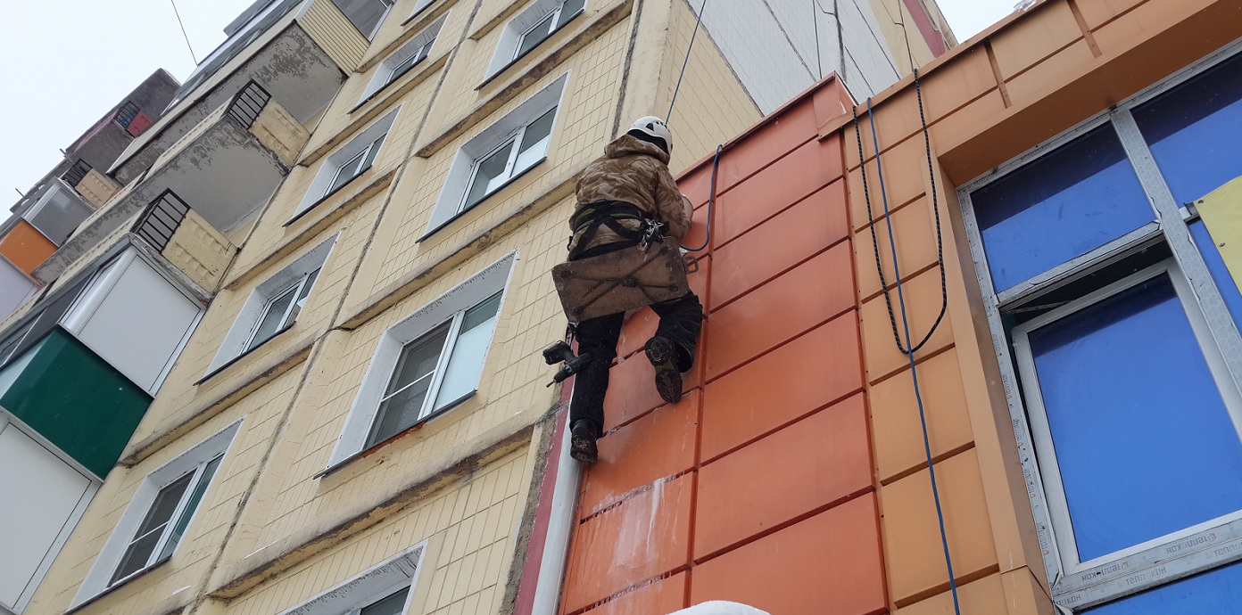 Услуги промышленных альпинистов для высотных работ в Сахалинской области