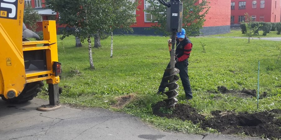 Услуги по бурению грунта под столбы и фундамент в Сахалинской области